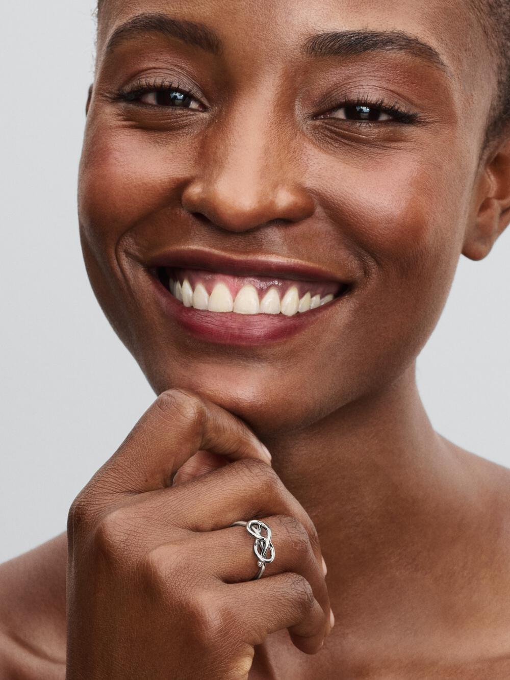 Infinity Knot Ring