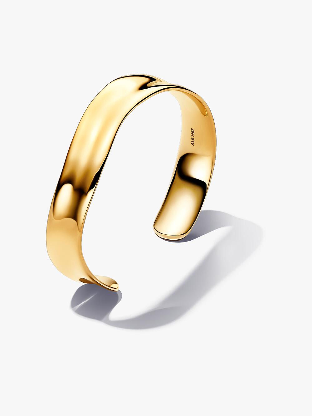 Organically V-shaped Open Hoop Earrings