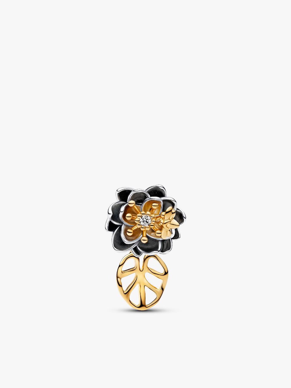 FINAL SALE - Disney Mickey Mouse & Minnie Mouse Halloween Pumpkin Charm