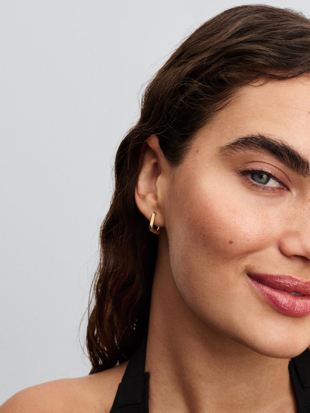 Twisted Triangle Small Hoop Earrings