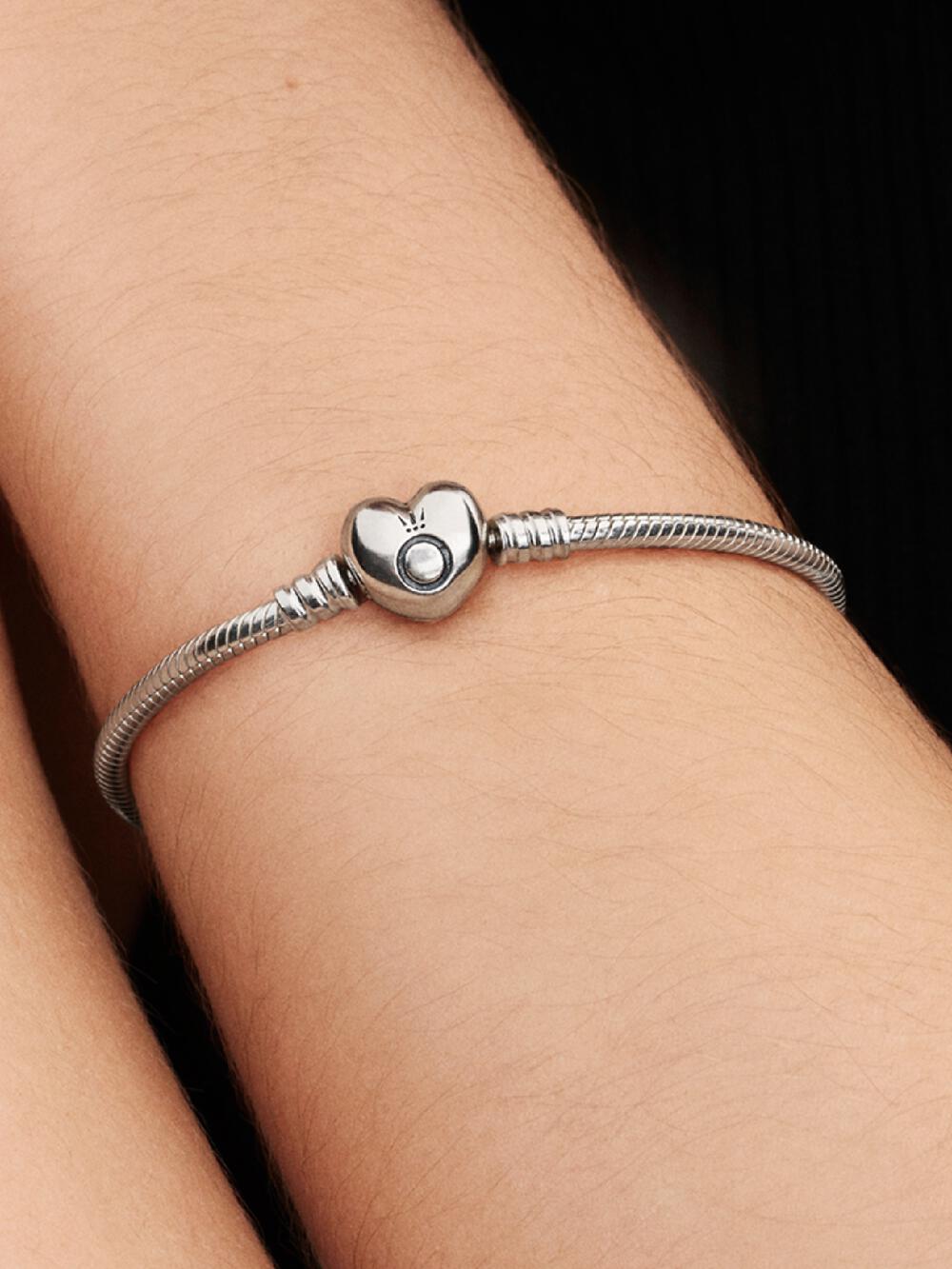 Moments Heart & Snake Chain Bracelet
