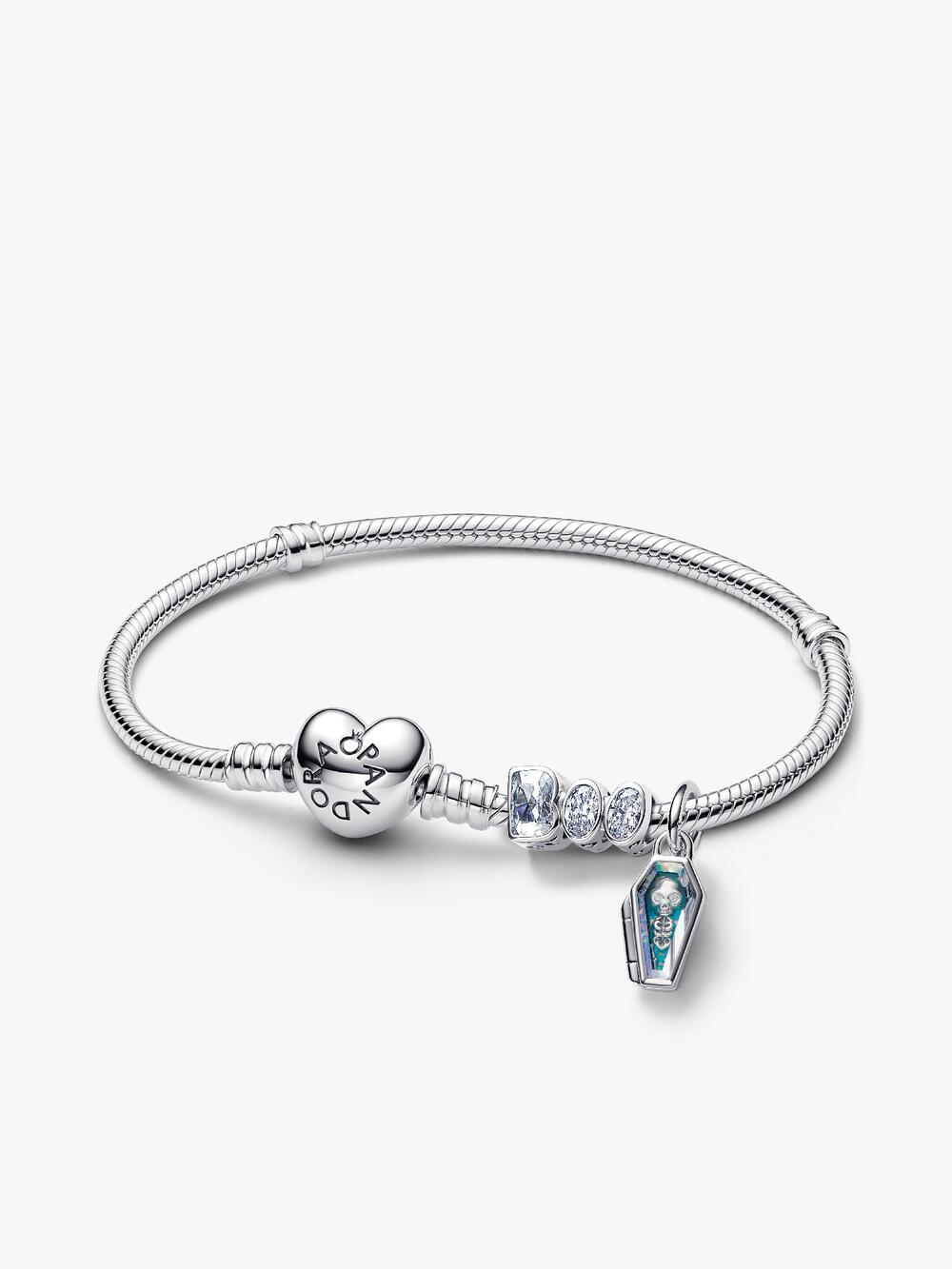 2026 Pink Graduation Charm Bracelet Set
